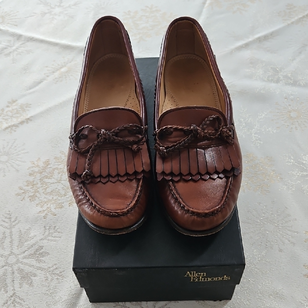 Allen Edmonds Women's Chestnut Loafers